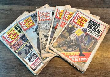 GRATIS - 2 dozen Motor Cycle News 1980-1984 beschikbaar voor biedingen