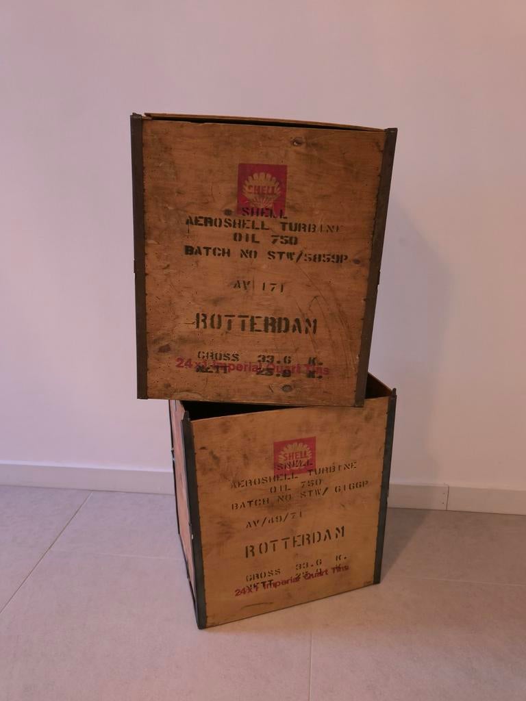 Oude shell kisten, Enlèvement