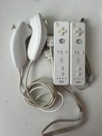 2 manettes  Nintendo wii avec nunchuk, Ophalen of Verzenden, Zo goed als nieuw, Wii