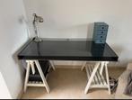 Ikea bureau, Huis en Inrichting, Bureaus, Ophalen, In hoogte verstelbaar, Gebruikt, Bureau