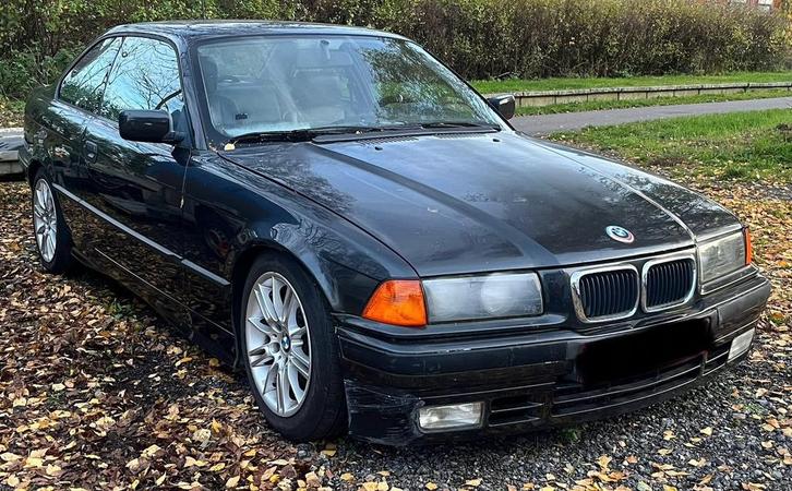 Coupé 318 is een e36 van het jaar 1992, Auto's, BMW, Particulier, 3 Reeks, Airconditioning, Boordcomputer, Centrale vergrendeling