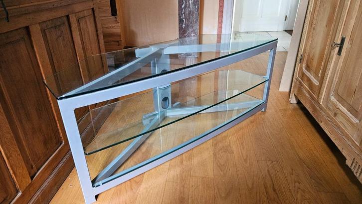 TV-Meubel modern aluminium-glas, Huis en Inrichting, Tafels | Sidetables, Zo goed als nieuw, 25 tot 50 cm, 100 tot 150 cm, Rechthoekig