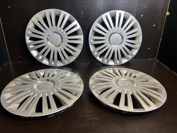 4 enjoliveurs universels toutes marques 15" disponible aux enchères