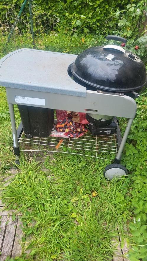 Barbecue Performer Deluxe Weber, Tuin en Terras, Houtskoolbarbecues, Gebruikt, Ophalen