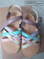 Sandalen Naturino maat 27 - pastelkleuren (zgan), Enlèvement ou Envoi, Comme neuf, Chaussures, Naturino