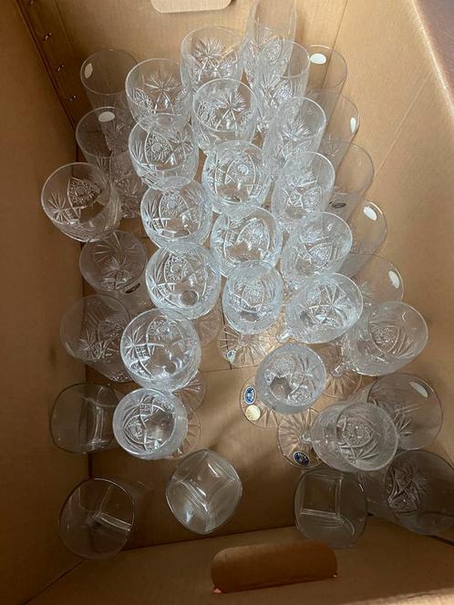 Kristalglazen Bohemia 35 stuks, Verzamelen, Glas en Drinkglazen, Nieuw, Ophalen of Verzenden