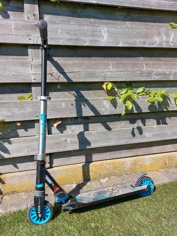 Oxelo Play5 suspension zwart/blauw beschikbaar voor biedingen