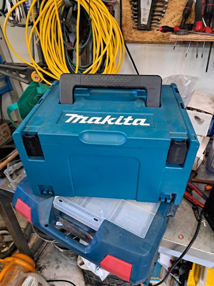 Boulonneuse a choc makita, Bricolage & Construction, Boîtes à outils, Enlèvement