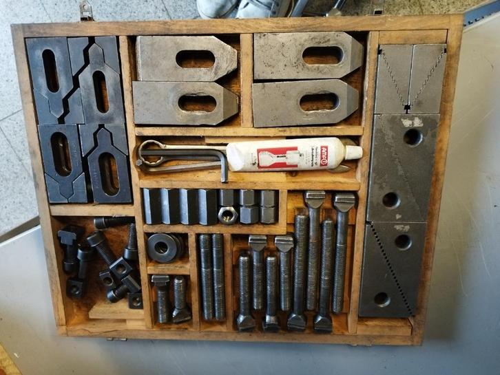 AMF assortimentsdoos klemgereedschap 6530 M16 x 16, Doe-het-zelf en Bouw, Gereedschap | Freesmachines, Gebruikt, Elektrisch, Overige soorten