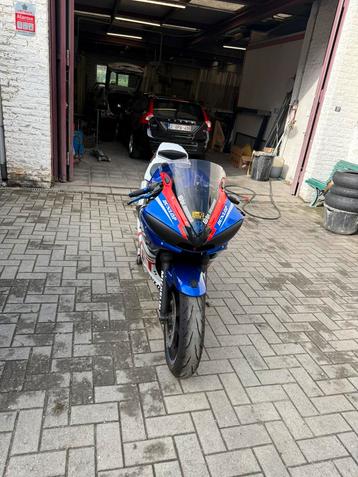 Yamaha r6 2005 beschikbaar voor biedingen