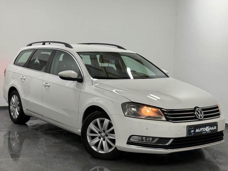 Volkswagen Passat SW 2.0 CR TDi - Airco - Navi, Autos, Volkswagen, Entreprise, Achat, Passat, Air conditionné, Bluetooth, Ordinateur de bord