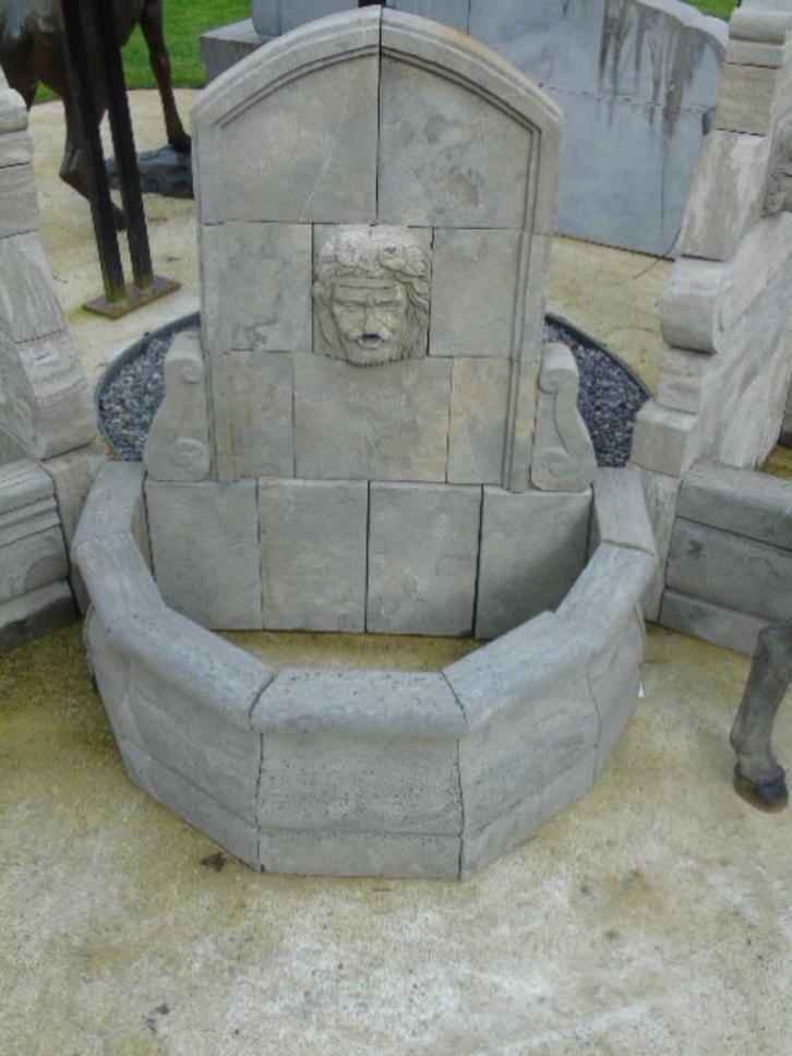 antieke gepatineerde blauwe stenen fontein, mannengezicht., Tuin en Terras, Waterpartijen en Fonteinen, Nieuw, Fontein, Hardsteen