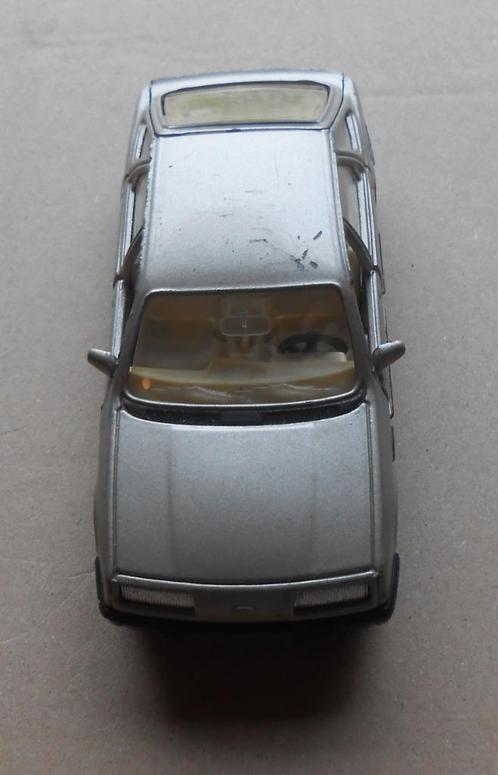 petite voiture Corgi - Ford Sierra Z.3, Hobby & Loisirs créatifs, Voitures miniatures | 1:43, Utilisé, Voiture, Corgi, Enlèvement ou Envoi