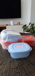 Set van 4 Tupperware opbergdozen met deksel, Ophalen of Verzenden, Nieuw, Rood, Bus of Trommel