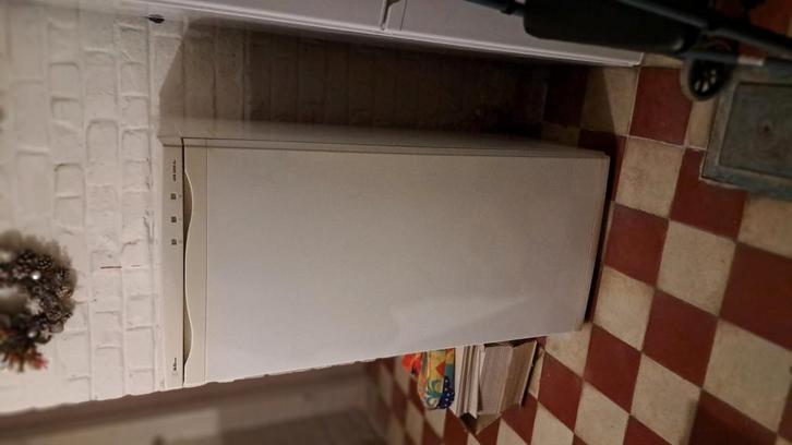 A VENDRE COMBI FRIGO/CONGEL,ET CONGELATEUR, Elektronische apparatuur, Koelkasten en IJskasten, Zo goed als nieuw