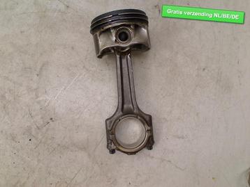 ZUIGER SET 538 km Fiat 500 (312) (55224393) beschikbaar voor biedingen