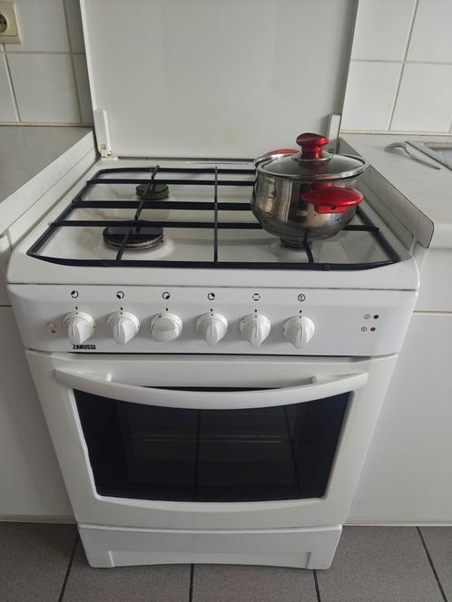 Gasfornuis met oven ( herstelling nodig ), Elektronische apparatuur, Fornuizen, Gebruikt, Ophalen