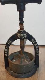 Presse agrumes manuel à levier bme regina, Enlèvement ou Envoi