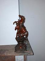 Schouwgarnituur met klok, Enlèvement