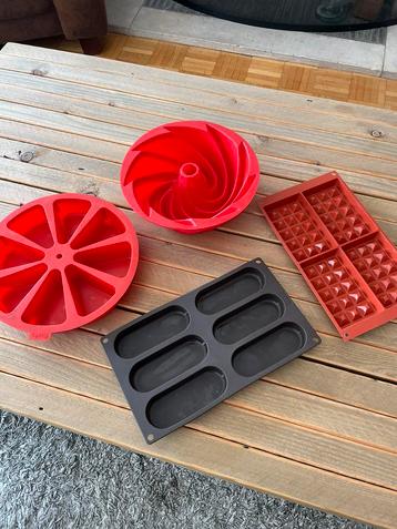 Bakvormen silicone (merk: Lékué) beschikbaar voor biedingen