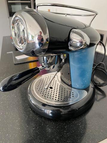 Illy X7 ZWART - IPERESPRESSO KOFFIEMACHINE beschikbaar voor biedingen