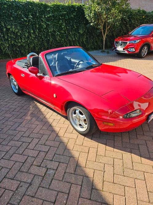 Mazda MX5 NA oldtimer van 1990 BIG NOSE, Auto's, Mazda, Particulier, Benzine, Cabriolet, 2 deurs, Handgeschakeld, Rood, Grijs