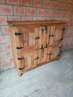 Landelijke vintage Franse dressoir / kast, Huis en Inrichting, Kasten | Dressoirs, Ophalen, Gebruikt