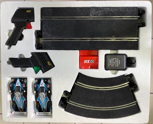 Lot de 2 circuits SCX 1/32, Kinderen en Baby's, Speelgoed | Racebanen, Gebruikt, Racebaan, Elektrisch, Ophalen