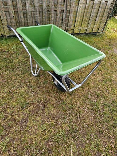 Kruiwagen met groene kunststof bak pvc Nieuwe voor 100 euro, Tuin en Terras, Kruiwagens, Zo goed als nieuw, Ophalen