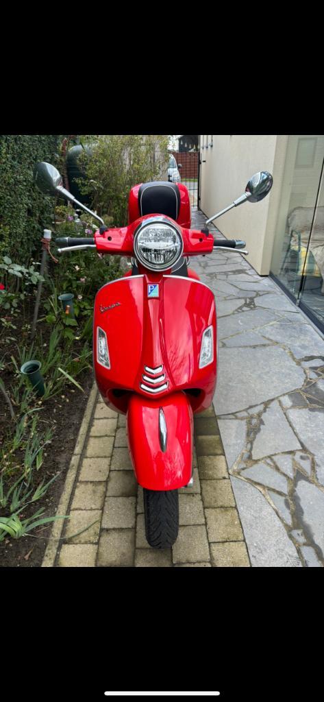 Vespa 125 Gts, Vélos & Vélomoteurs, Scooters | Vespa, Comme neuf, Autres modèles, Essence, Enlèvement