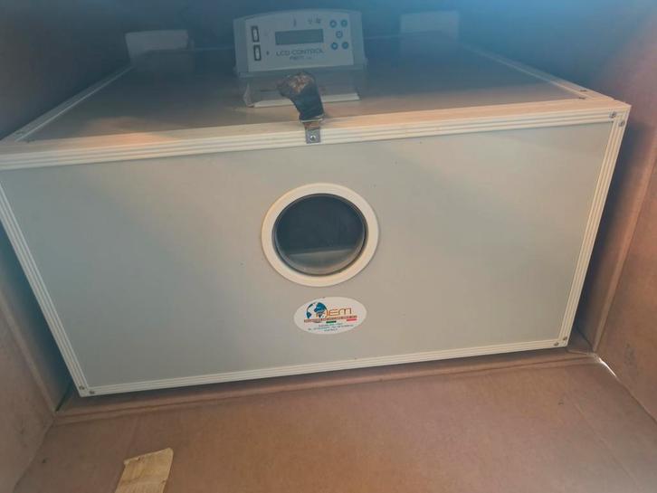 Uitpikkast, Dieren en Toebehoren, Pluimvee