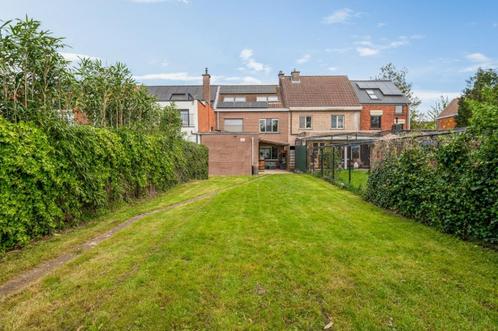 Pareltje in Brasschaat met 4 slaapkamers en ZW-tuin, Immo, Huizen en Appartementen te koop, Provincie Antwerpen, 200 tot 500 m²