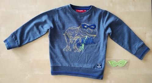 Helderblauwe trui Someone met dino, maat 104, Kinderen en Baby's, Kinderkleding | Maat 104, Gebruikt, Jongen, Trui of Vest, Ophalen of Verzenden