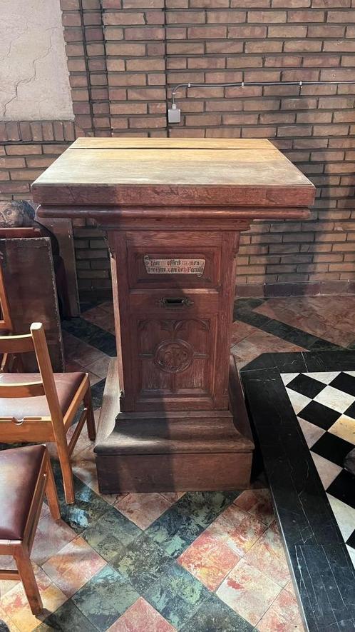 Antieke Houten sokkel, Uniek Religieus Meubelstuk, Antiek en Kunst, Antiek | Religieuze voorwerpen, Ophalen