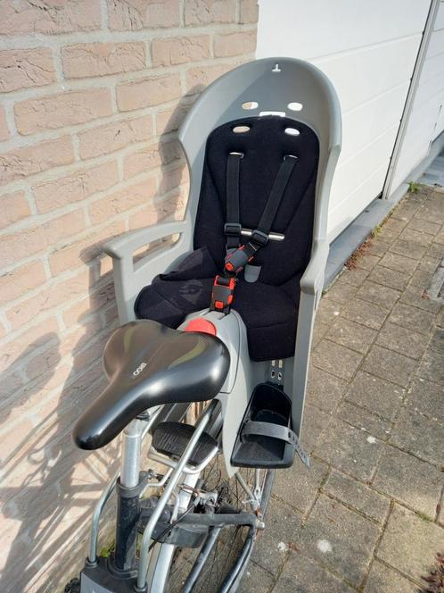 Fietsstoel Hamax Siesta 9-22 kg, Fietsen en Brommers, Fietsaccessoires | Fietsstoeltjes, Gebruikt, Achterzitje, 0 t/m 18 kg, Voetsteuntjes