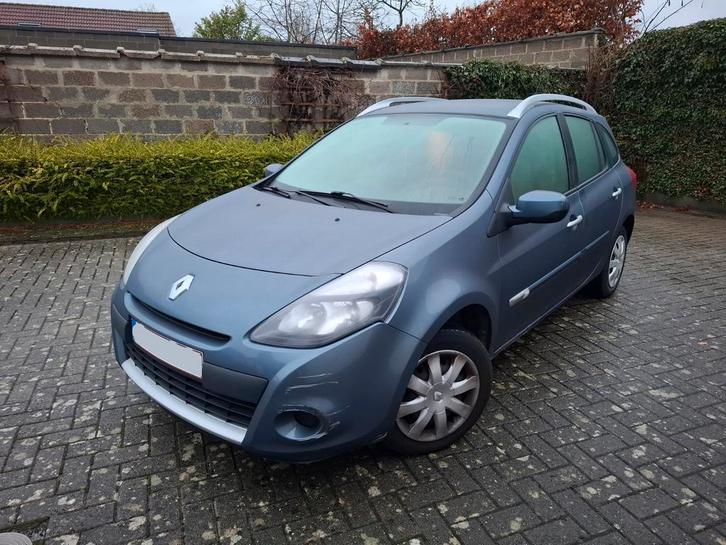 Renault Clio break 39.900km!, Autos, Renault, Particulier, Clio, ABS, Airbags, Air conditionné, Ordinateur de bord, Verrouillage central
