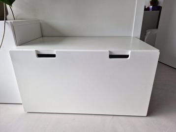 Ikea Stuba/ SMÅSTAD bank met opbergbak beschikbaar voor biedingen