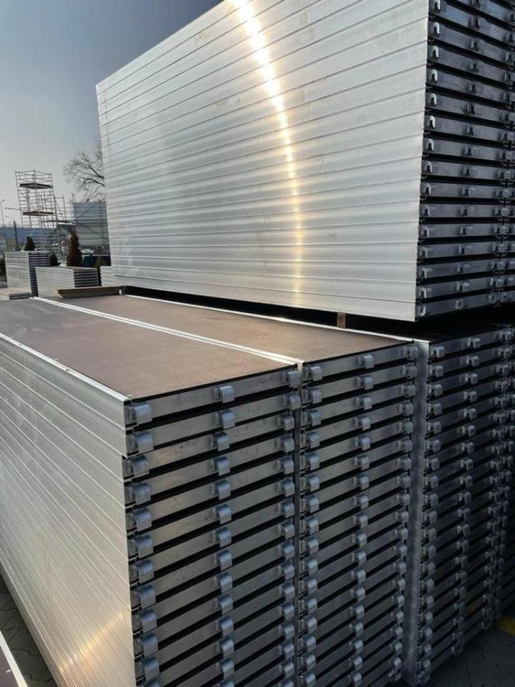 Nouvel échafaudage Baumann en alu | 850 m² | Livraison, Bricolage & Construction, Échafaudages, Neuf, Échafaudage de façade, 5 mètres de hauteur ou plus