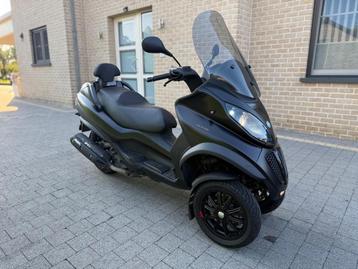 Piaggio MP3 400ie Sport Black Edition beschikbaar voor biedingen
