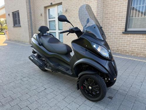 Piaggio MP3 400ie Sport Black Edition, Motoren, Motoren | Piaggio, Particulier, Scooter, 12 t/m 35 kW, ABS, LED Verlichting, Sportuitlaat