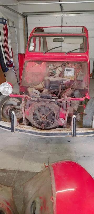 Diverse onderdelen voor Citroën 2CV 2PK beschikbaar voor biedingen