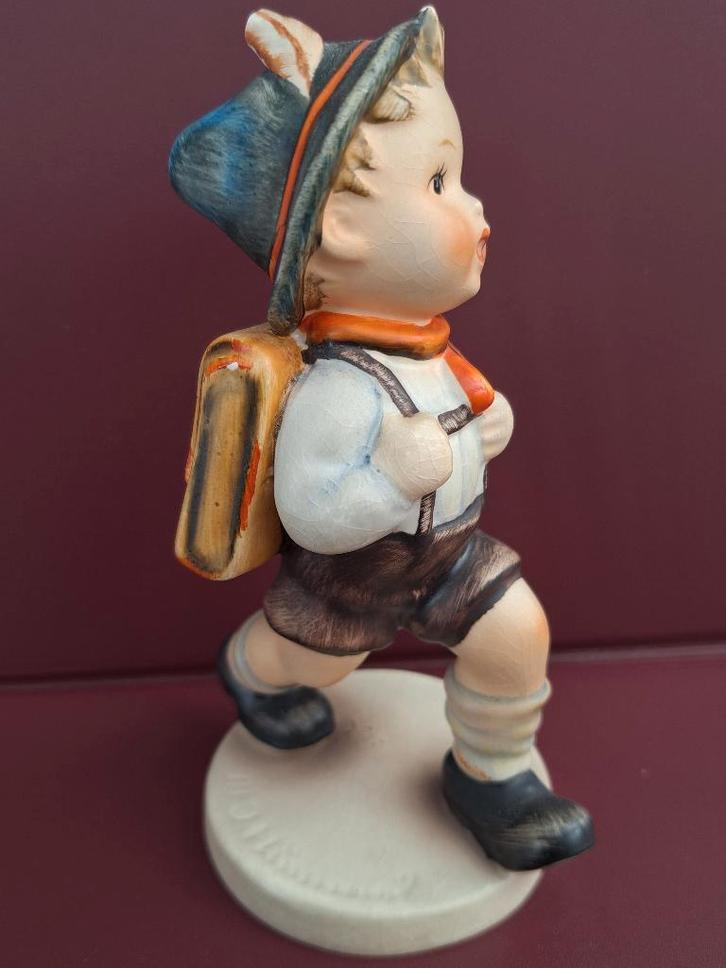 4 HUMMEL beeldjes, Verzamelen, Beelden en Beeldjes, Hummel, Ophalen