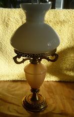 lampe opaline rose blanc vintage laiton qinquet, Enlèvement ou Envoi