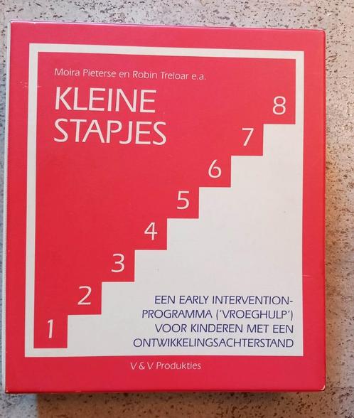 Ringmap "Kleine stapjes - een early intervention programma", Livres, Livres pour enfants | 0 an et plus, Comme neuf, Enlèvement ou Envoi