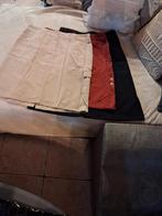 Jupe beige rouge noir  0476057581, Vêtements | Femmes, Jupes, Enlèvement ou Envoi, Neuf, Rouge