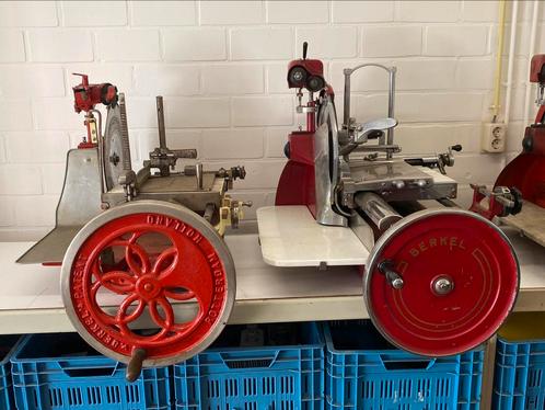 GEZOCHT OUDE BERKEL SNIJMACHINE VLEESSNIJMACHINE HANDWIEL, Antiek en Kunst, Curiosa en Brocante, Ophalen