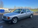 MERCEDES 190 E 2.3 8V OLDTIMER, Auto's, Mercedes-Benz, Automaat, Zwart, 4 cilinders, 2299 cc