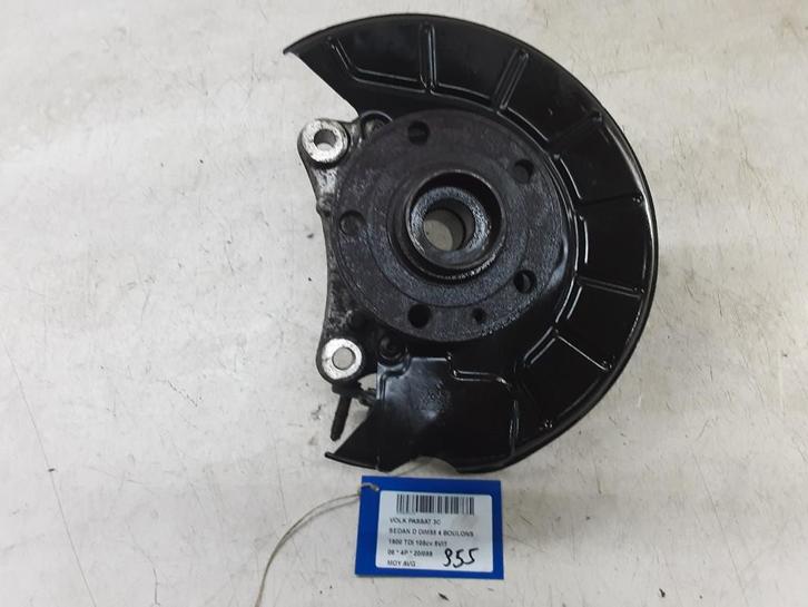 MOYEU DE ROUE AVANT GAUCHE Volkswagen Passat (3C2), Autos : Pièces & Accessoires, Freins & Transmission, Volkswagen, Utilisé