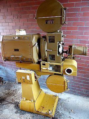 Vintage bioscoop projector bell&Howell Gaumont-Kalee project, Verzamelen, Foto-apparatuur en Filmapparatuur, Projector, Ophalen