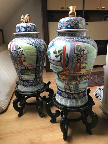 2 grootte chineese vazen  beschikbaar voor biedingen